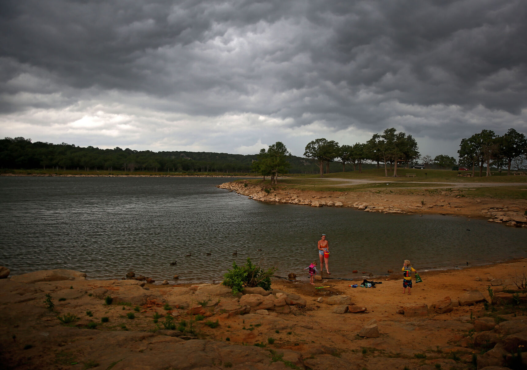 LAKE HOLIDAY